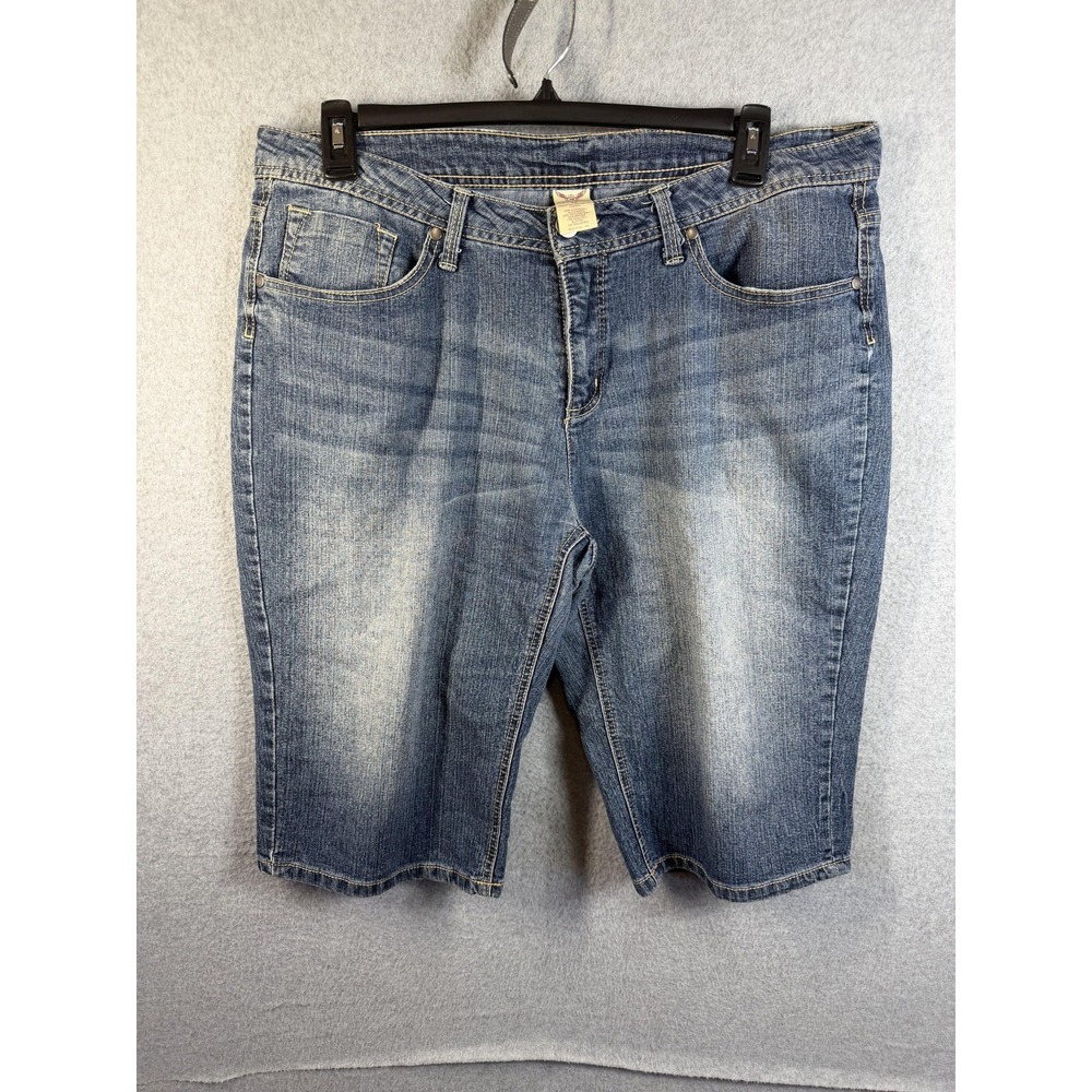 Faded Glory Shorts Womens 18 Blue Denim Bermuda Stretch Casual 5 Pocket Summer